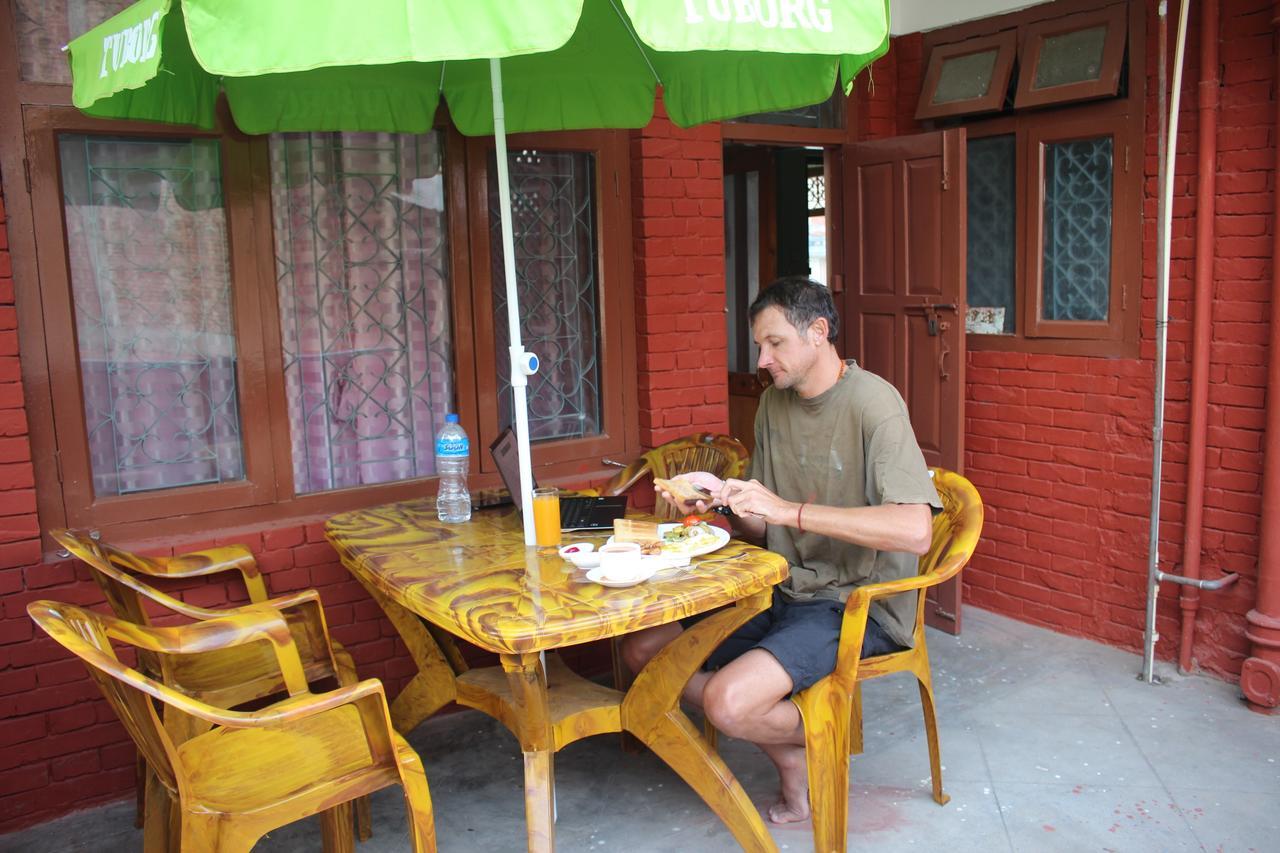 Travellers Dorm Bed & Breakfast Κατμαντού Εξωτερικό φωτογραφία
